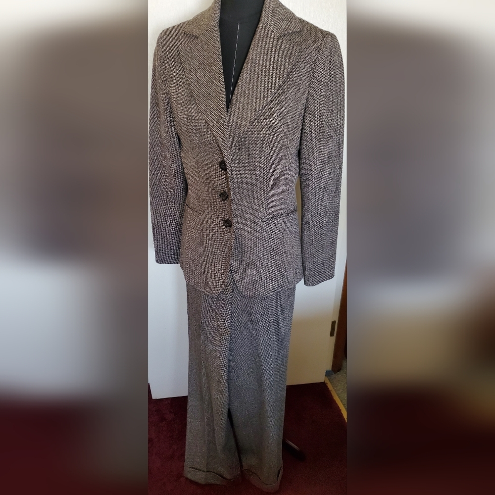 Womens Signature By Larry Levine 3pc Suit, Size 8, Tweed Style Black/Tan/White